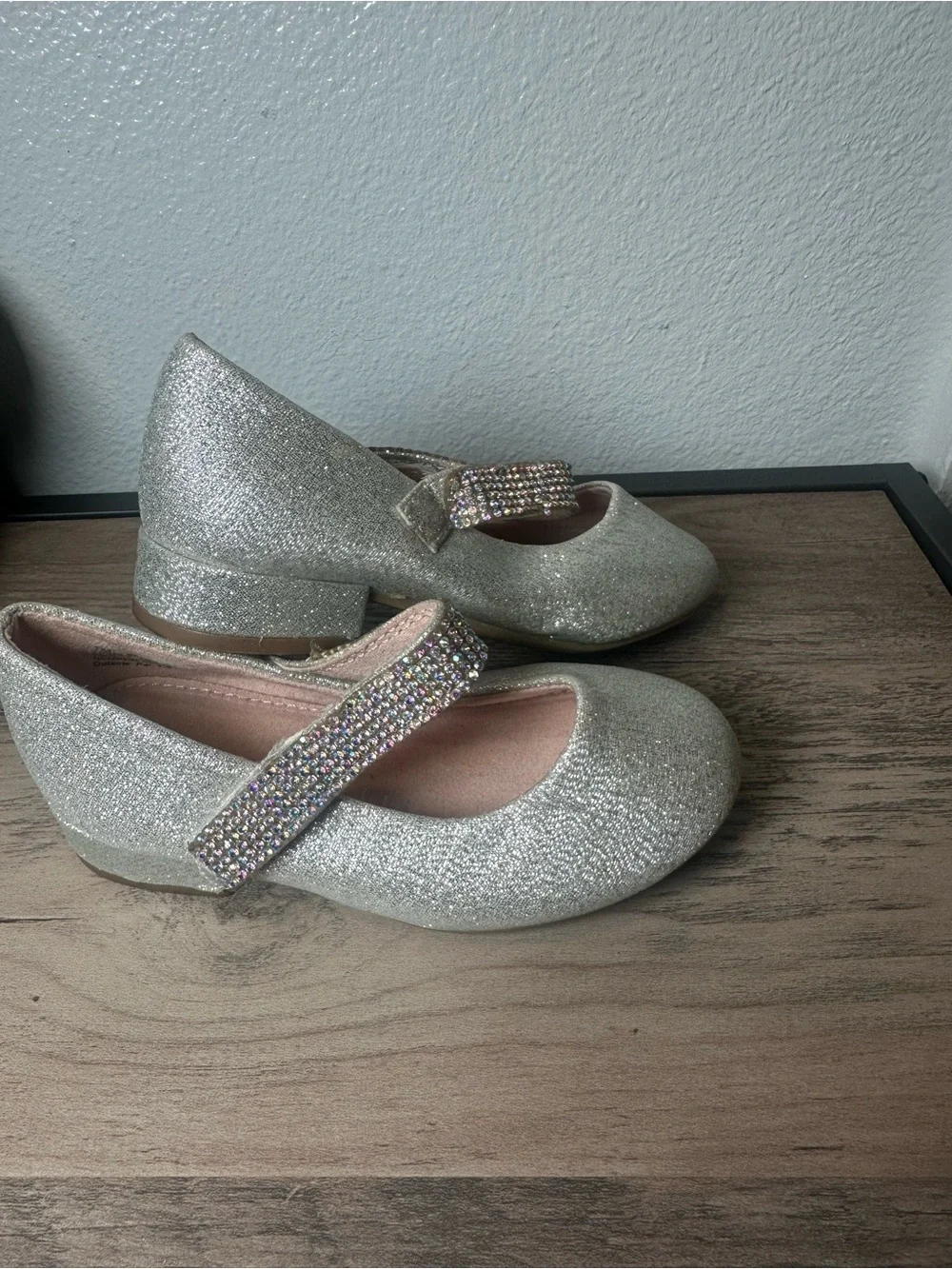 Girls Silver Glitter Mary Janes & Yellow Floral Sandals - 2-Pack